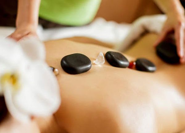 HOT STONE MASSAGE